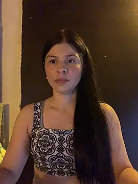 Snapshot of Estefani_32 chatting on June 2026 07:14:01 PM Estefani 32 online show from June 2026 07:14:01 PM