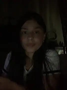 Snapshot of Estefani_32 chatting on May 2026 02:09:01 AM Estefani 32 online show from May 2026 02:09:01 AM