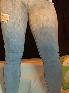 Estefani 32 online show from March 2026 03:48:01 PM