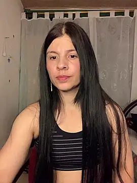 Snapshot of Estefani_32 chatting on June 2026 12:08:02 AM Estefani 32 online show from June 2026 12:08:02 AM