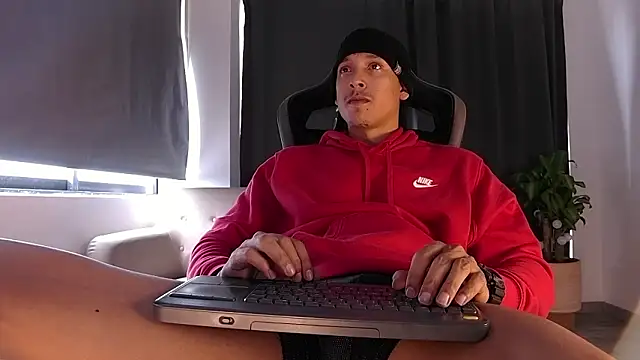 Liam V online show from February 2026 03:09:02 PM