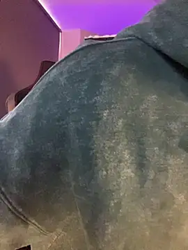 Liam V online show from March 2026 02:09:01 PM