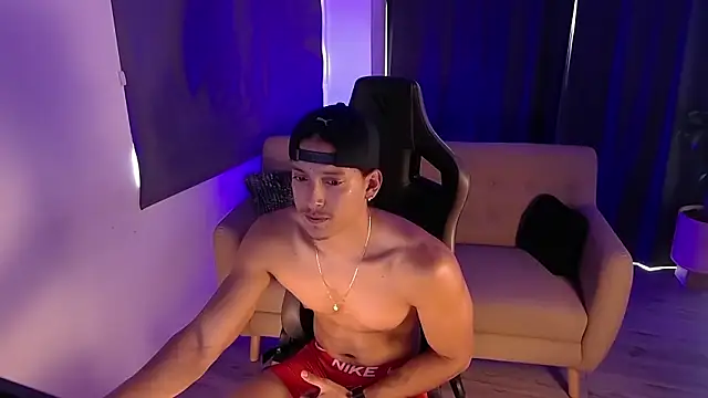 Liam V online show from February 2026 08:41:02 PM