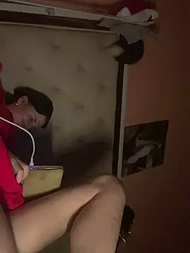 Flossy Vettie online show from October 2025 12:40:02 AM