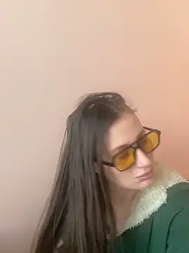 Flossy Vettie online show from April 2026 03:30:01 PM