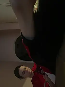 Flossy Vettie online show from March 2026 04:00:02 PM