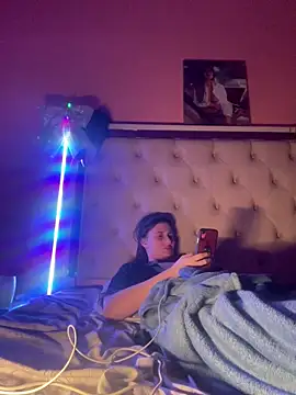 Flossy Vettie online show from November 2025 02:10:01 AM