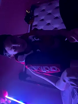 Flossy Vettie online show from November 2025 12:36:02 AM