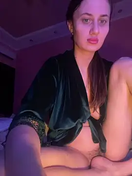 Flossy Vettie online show from May 2026 01:15:01 AM