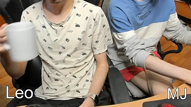 Snapshot of teelimata chatting on March 2025 03:57:02 PM teelimata online show from March 2025 03:57:02 PM