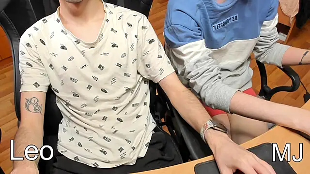 Snapshot of teelimata chatting on March 2025 09:34:01 AM teelimata online show from March 2025 09:34:01 AM