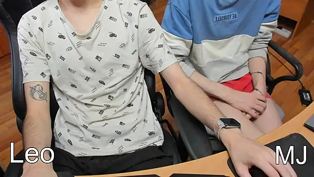 Snapshot of teelimata chatting on February 2025 09:42:01 AM teelimata online show from February 2025 09:42:01 AM