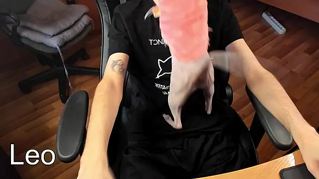 Snapshot of teelimata chatting on January 2025 08:43:01 AM teelimata online show from January 2025 08:43:01 AM