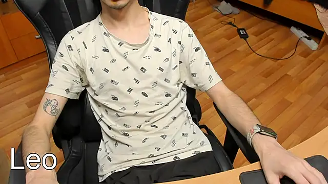 Snapshot of teelimata chatting on March 2025 10:06:02 PM teelimata online show from March 2025 10:06:02 PM