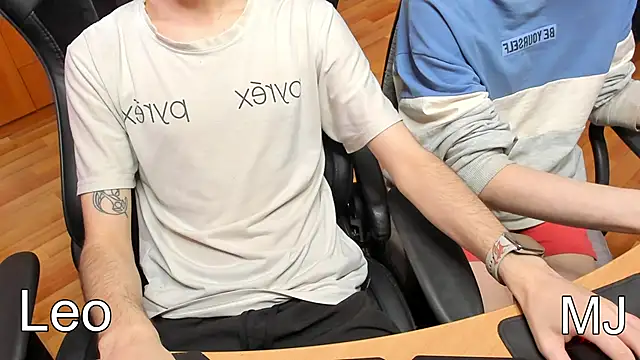 Snapshot of teelimata chatting on February 2025 12:27:01 PM teelimata online show from February 2025 12:27:01 PM