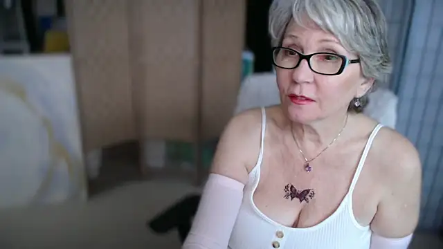 petradaniels online show from March 2026 09:10:02 PM