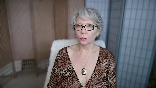 petradaniels online show from February 2026 07:03:01 PM