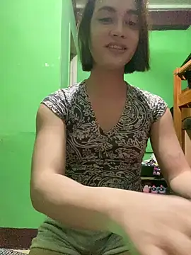 Snapshot of Ms_Nics chatting on December 2024 08:47:01 PM Ms Nics online show from December 2024 08:47:01 PM