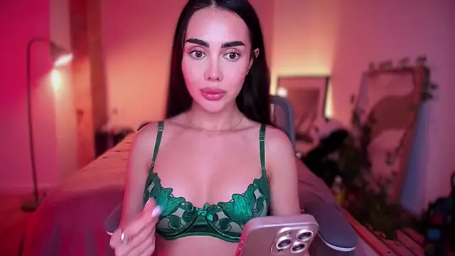 Snapshot of Lil_Gabby chatting on January 2026 08:12:01 PM Lil Gabby online show from January 2026 08:12:01 PM