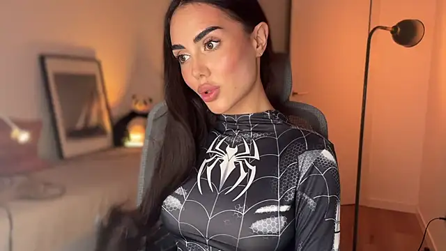 Snapshot of Lil_Gabby chatting on November 2025 07:17:01 PM Lil Gabby online show from November 2025 07:17:01 PM