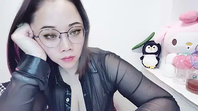 Giuliam online show from March 2025 05:11:02 AM