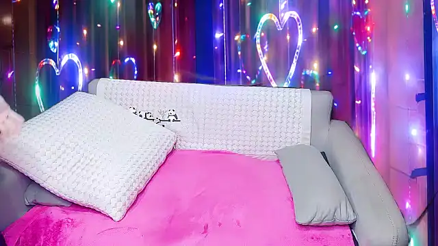 Giuliam online show from February 2026 12:56:01 AM