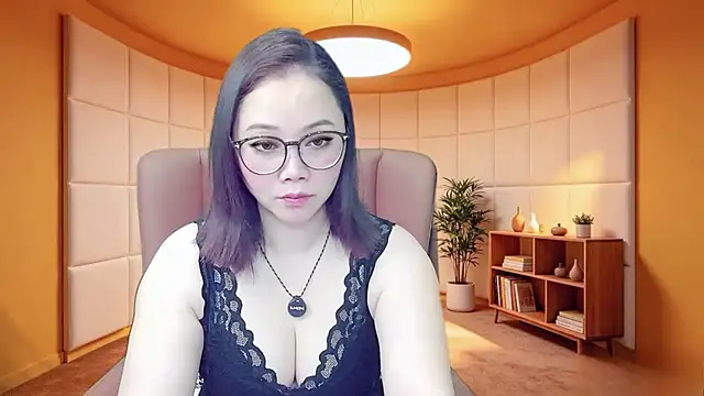 Giuliam online show from July 2026 06:58:02 AM
