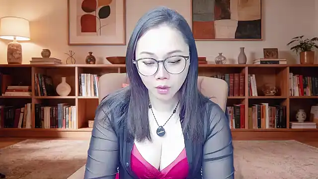 Giuliam online show from April 2026 06:09:01 AM