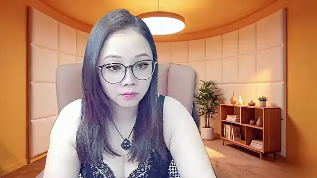 Giuliam online show from May 2026 04:03:01 PM