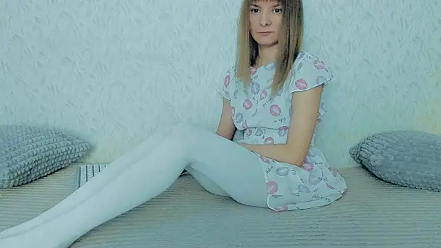 YourCaramel online show from February 2025 04:57:01 AM