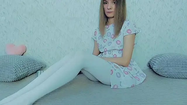 YourCaramel online show from February 2025 06:59:02 AM