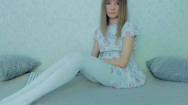 YourCaramel online show from February 2025 05:22:01 AM