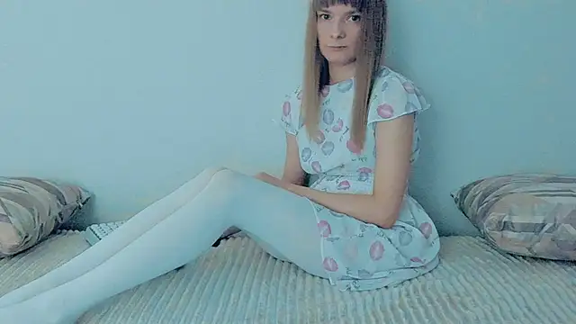 YourCaramel online show from September 2025 11:31:02 AM