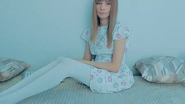 YourCaramel online show from October 2025 04:02:01 AM