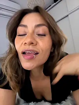 SamyJones9 online show from October 2025 05:08:01 AM