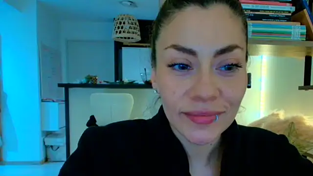 SamyJones9 online show from July 2026 10:06:01 PM