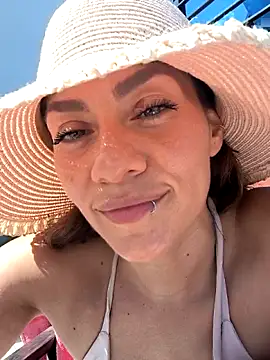 SamyJones9 online show from December 2025 06:32:01 PM