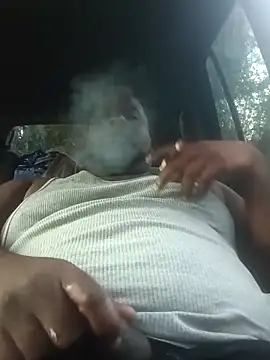 biggreen850 online show from March 2025 11:46:02 PM