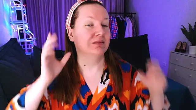GoddessLara online show from March 2025 12:00:02 AM