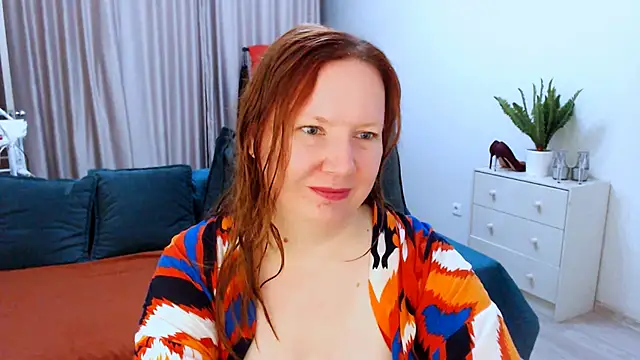 GoddessLara online show from October 2025 11:03:02 AM