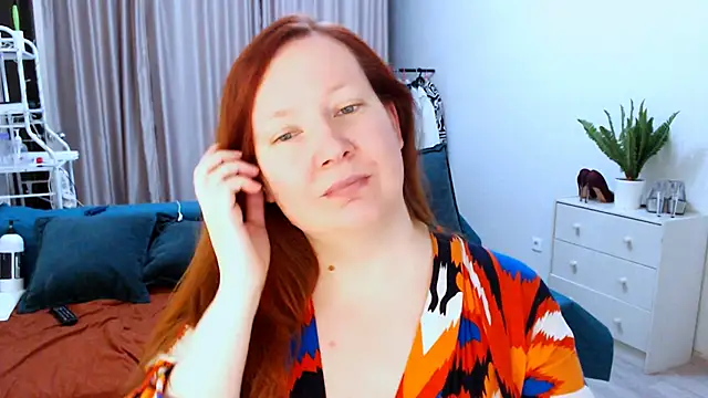 GoddessLara online show from October 2025 12:06:01 PM