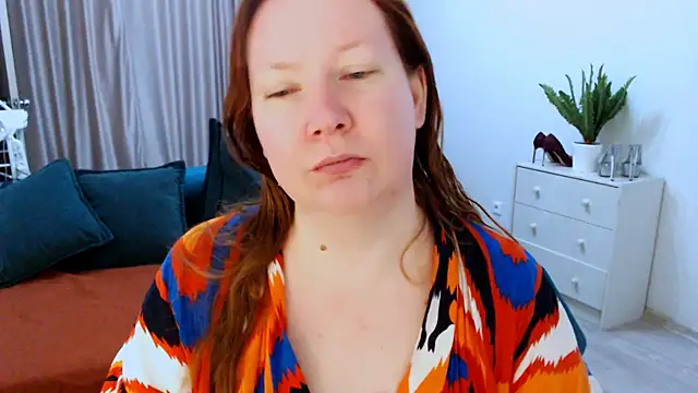 GoddessLara online show from September 2025 09:00:01 PM