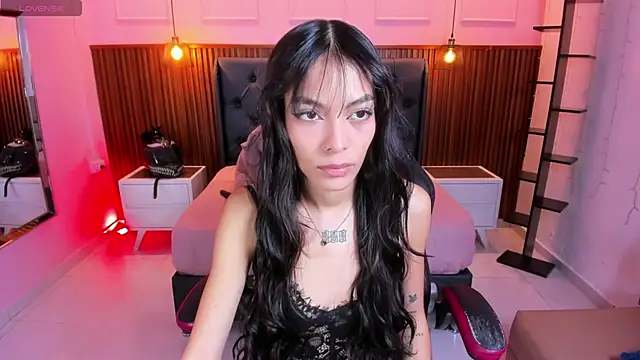 Snapshot of AMELIELEONE chatting on November 2025 12:19:01 PM AMELIELEONE online show from November 2025 12:19:01 PM