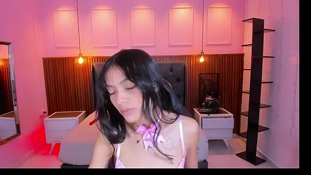 Snapshot of AMELIELEONE chatting on November 2025 12:27:02 PM AMELIELEONE online show from November 2025 12:27:02 PM