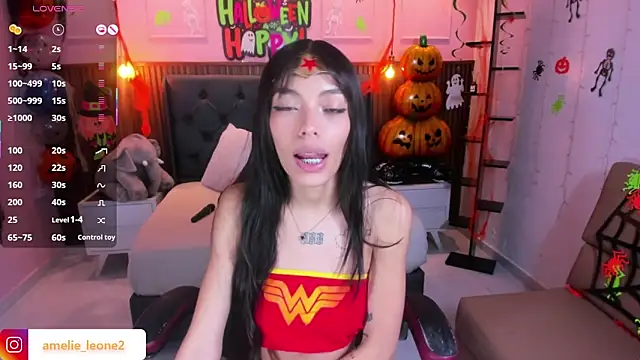 Snapshot of AMELIELEONE chatting on October 2025 01:09:01 PM AMELIELEONE online show from October 2025 01:09:01 PM