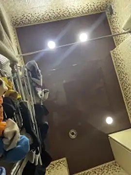 Lisaaan online show from February 2026 06:30:01 PM