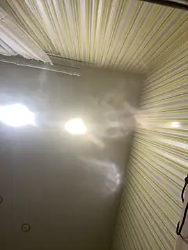 Lisaaan online show from December 2025 07:36:05 PM