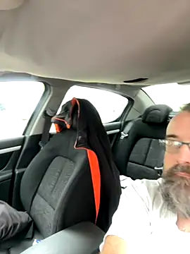 jim470 online show from October 2025 07:43:02 AM