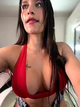 Emmily 19 online show from October 2025 11:03:02 PM