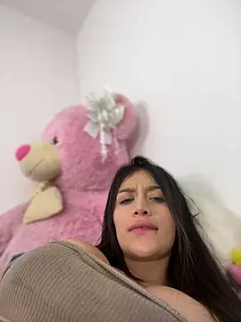 Emmily 19 online show from March 2025 06:06:02 AM
